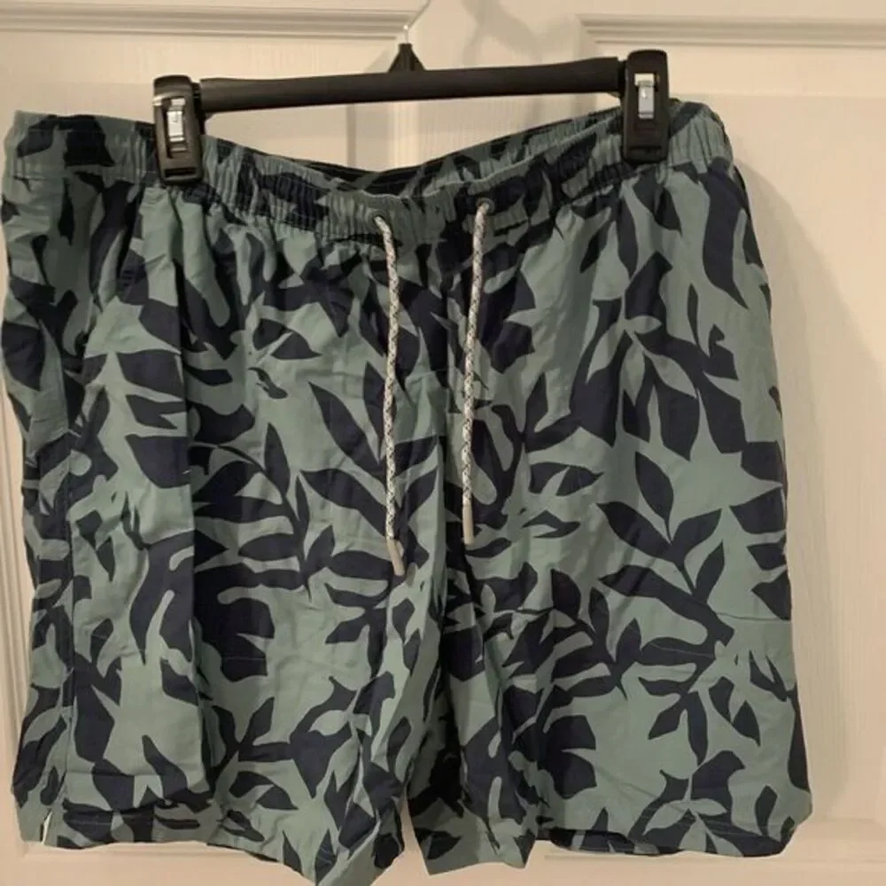Eddie Bauer Men board Shorts Green Blue 2XL Swim Trunks Lined 100% Polyester 40